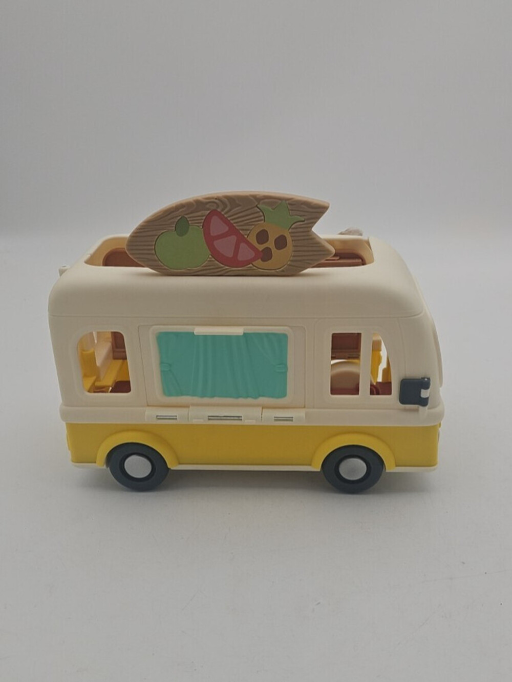 Moose Toys Bluey Transforming Juice Truck ONLY